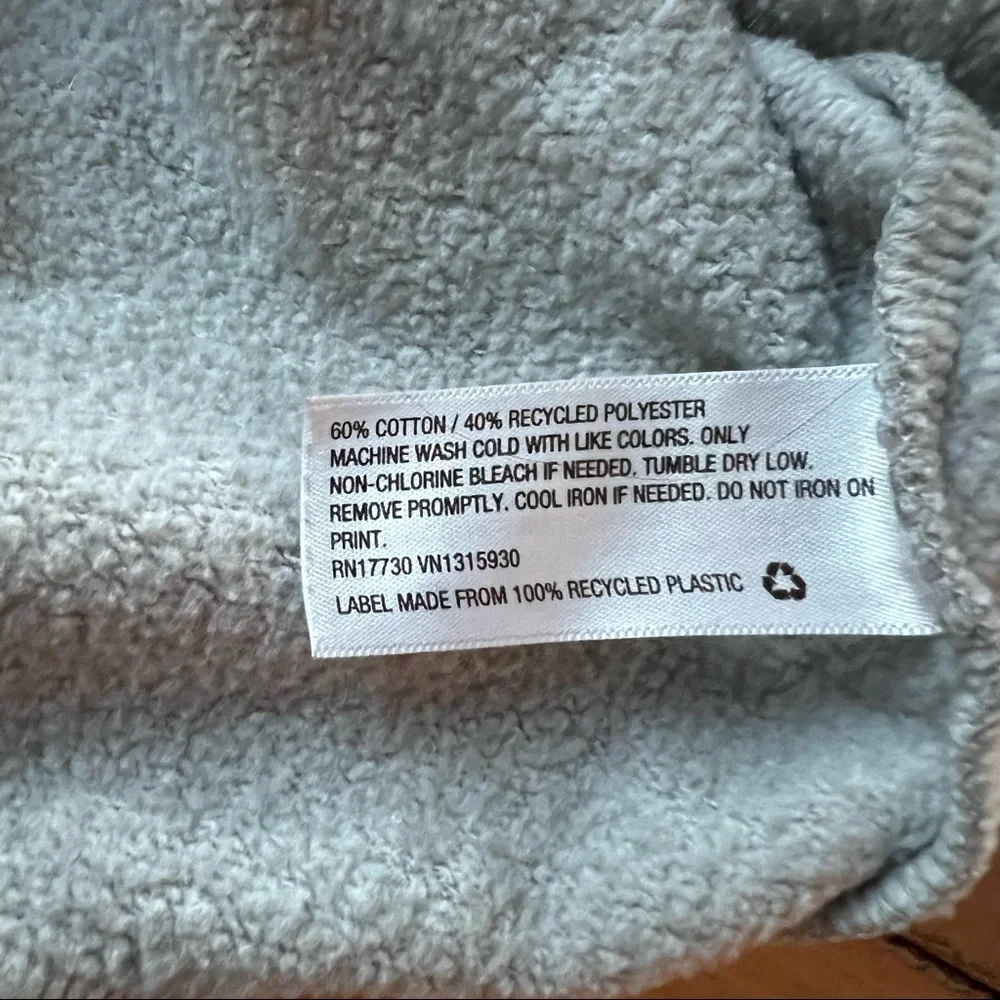USA Crewneck - Picture 8 of 8